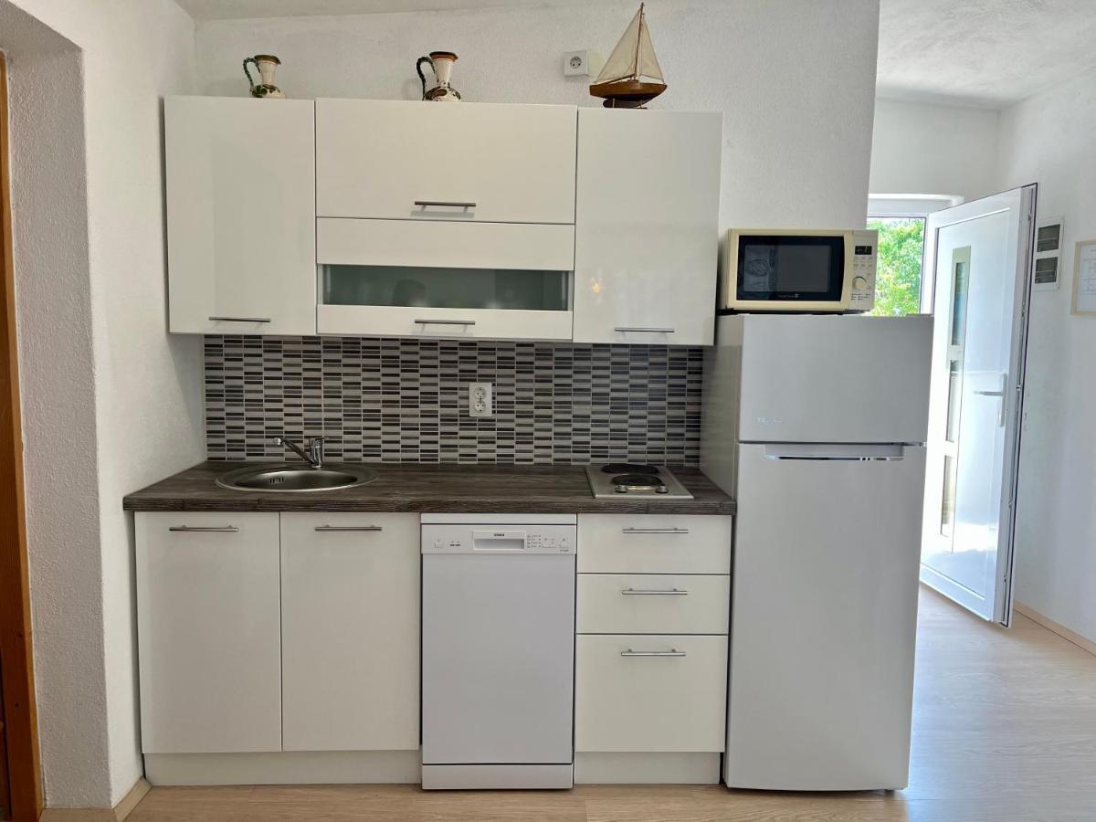 Stela Apartment *