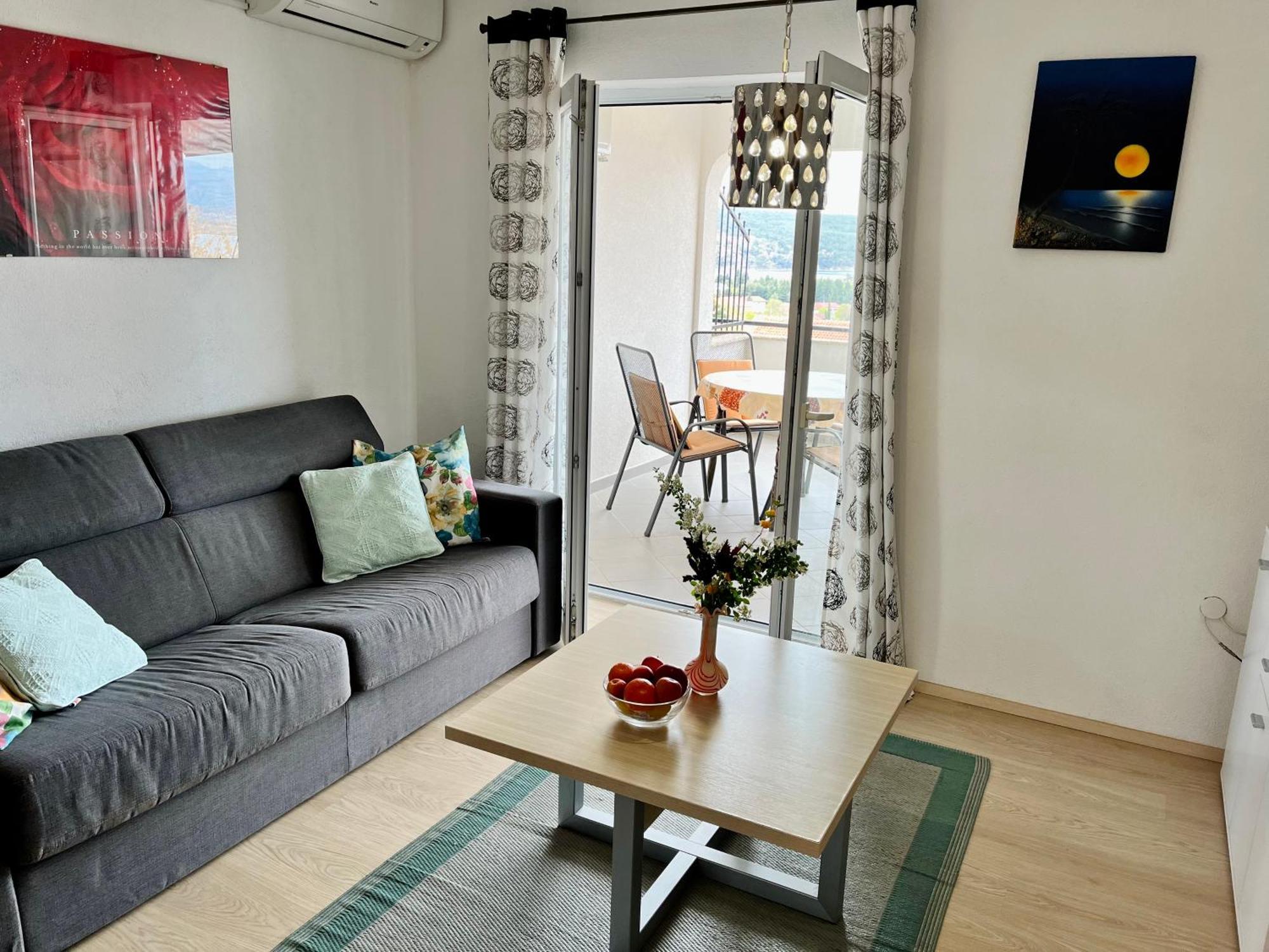 Stela Apartment *