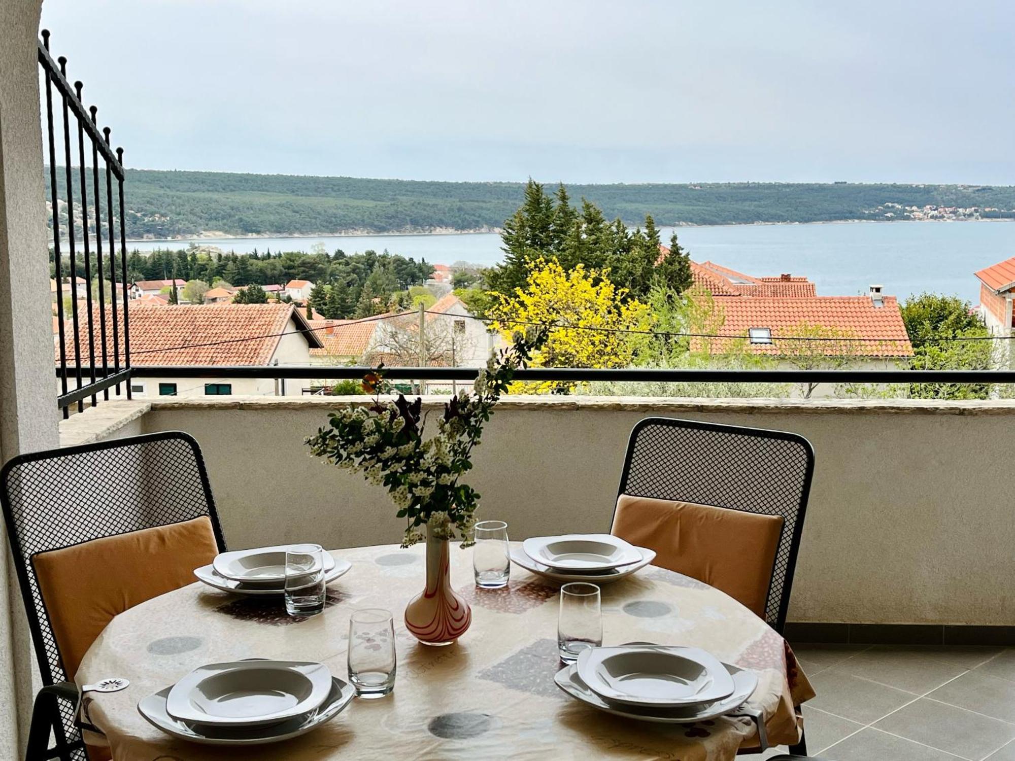 Apartment Stela *